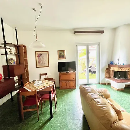 Dalla Nonna Apartment